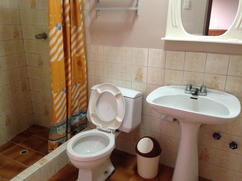 Hospedaje Casa Blanca Huaraz  Zimmer foto